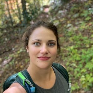 Meet your Posher, Ciera